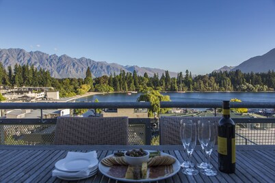 Shotover Penthouse & Spa by Staysouth