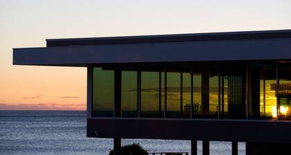 Allure on Ocean Motel