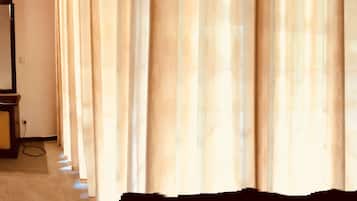 Premium bedding, pillow-top beds, minibar, in-room safe