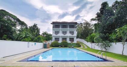 Rockery Villa