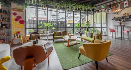 Light Hostel