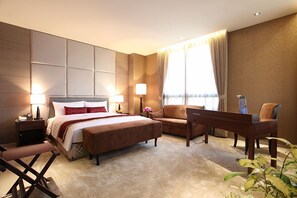 Premium bedding, minibar, in-room safe, desk - Golden Tulip - Aesthetics (Zhunan)