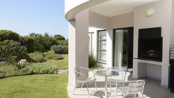Suite (Golf Suites - 4 Sleeper ) | Terrace/patio