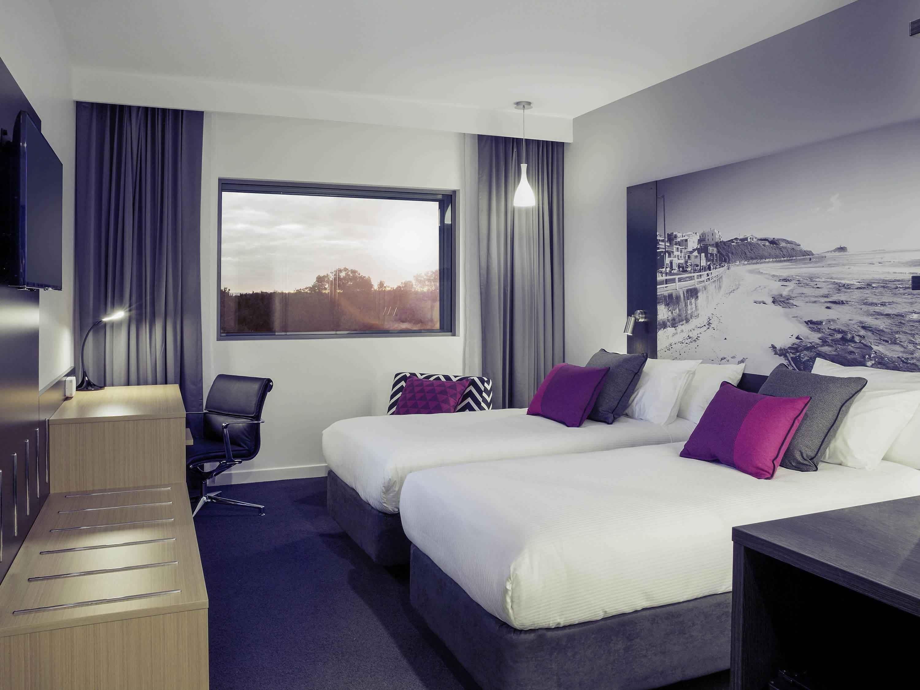 Standard Room, 2 Twin Beds | Egyptian cotton sheets, premium bedding, pillowtop beds, minibar