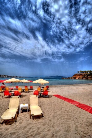 Beach nearby, beach towels, beach volleyball - Marathakis Apartments (Chania)
