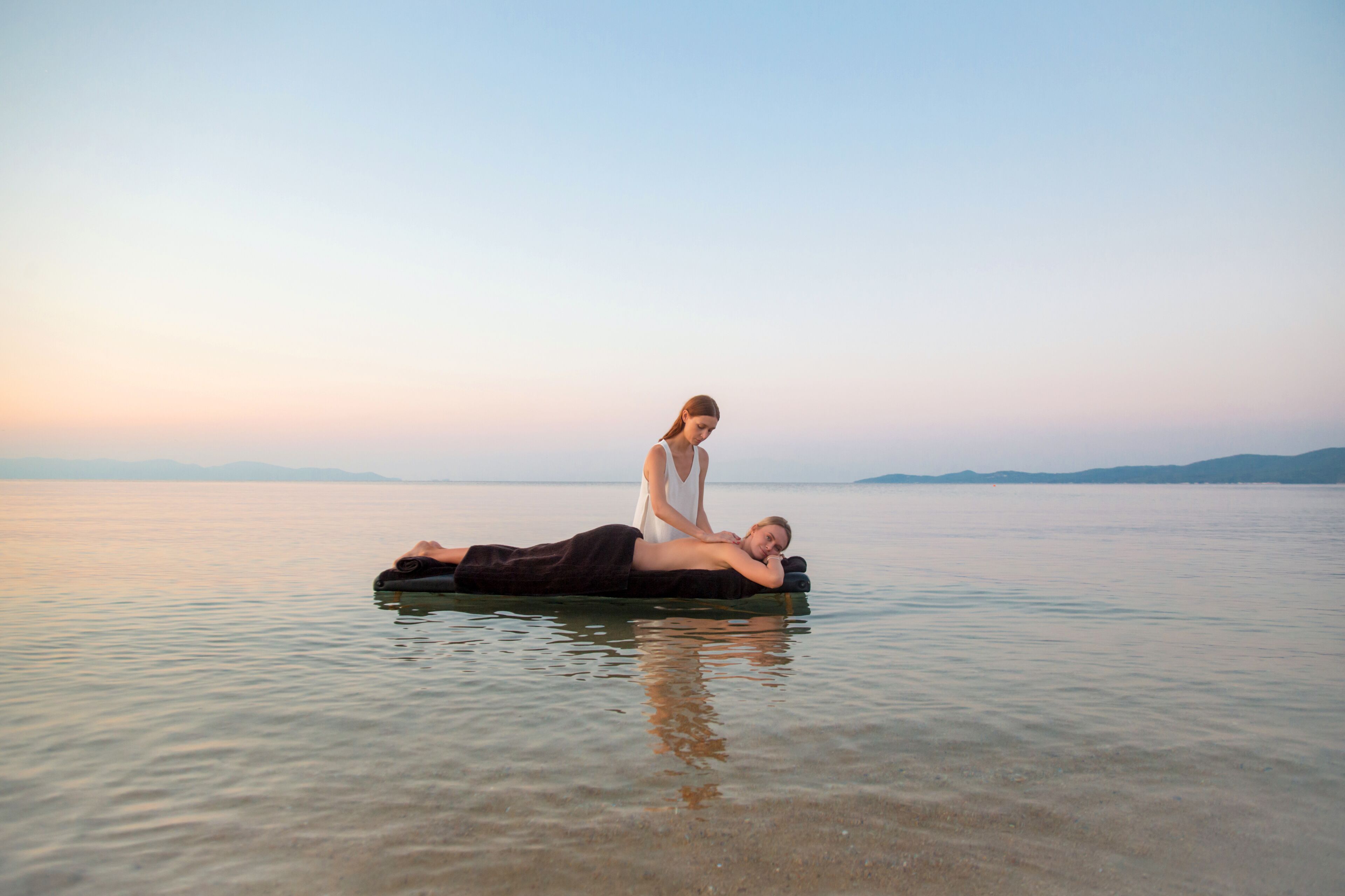 body treatments, deep-tissue massages, massages on the beach