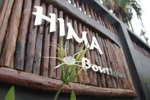 Ngoại thất