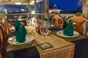 บริการอาหารเช้า อาหารกลางวัน อาหารเย็น, อาหารกัมพูชา