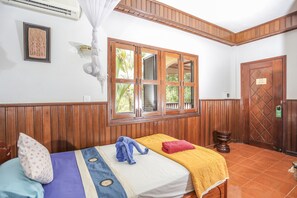 Deluxe Double Room, 1 King Bed, Garden View | Premium bedding, minibar, individually decorated, desk - Bloom Garden Guesthouse (Siem Reap)