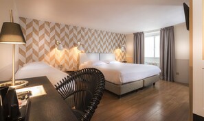 Minibar, coffres-forts dans les chambres, décoration personnalisée