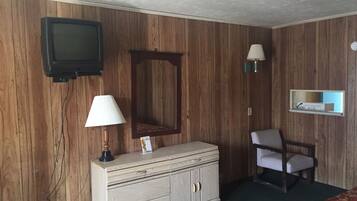 Standard Room, 2 Double Beds | Free WiFi, bed sheets