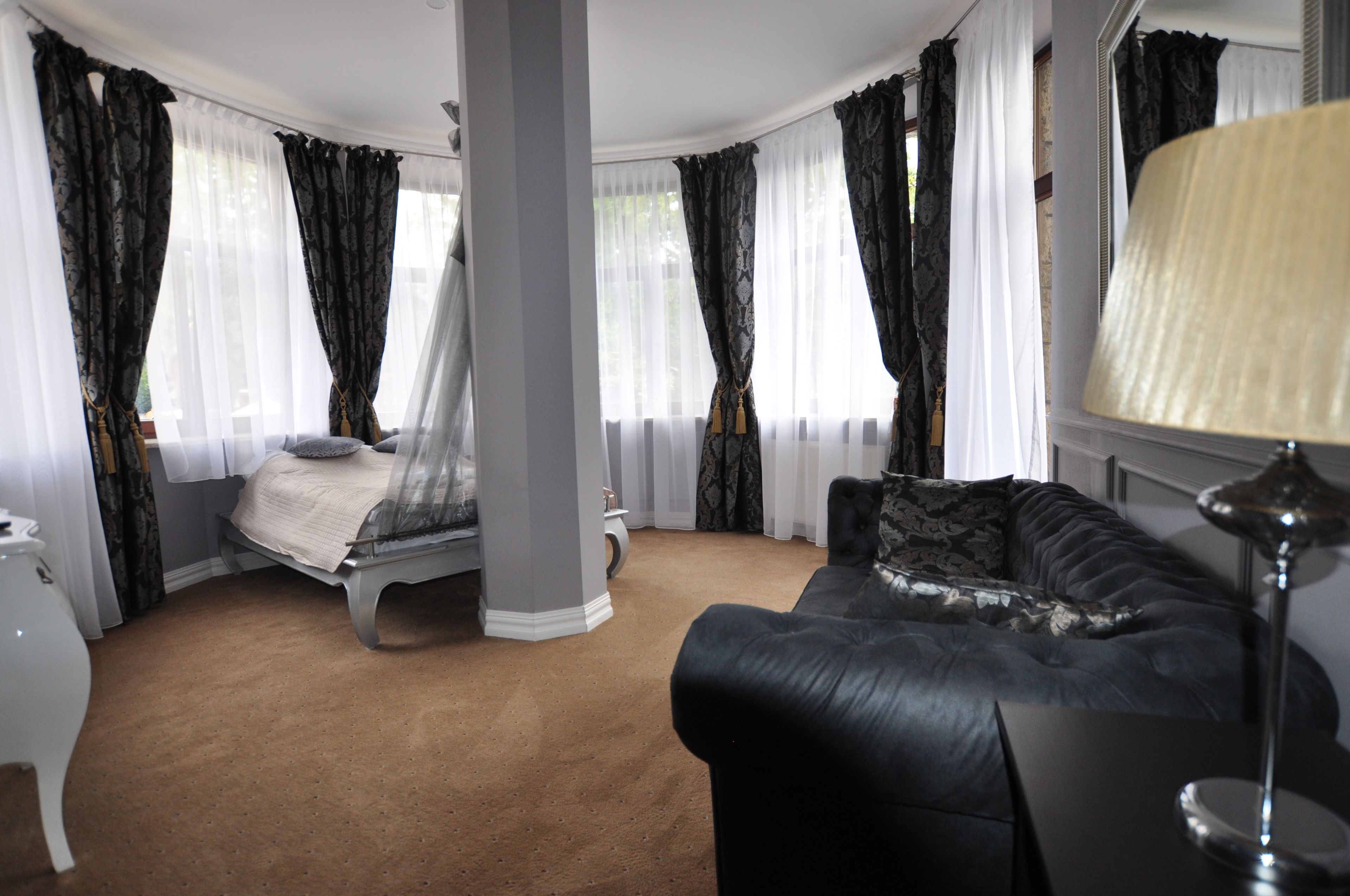 Photo - Willa Excelsior