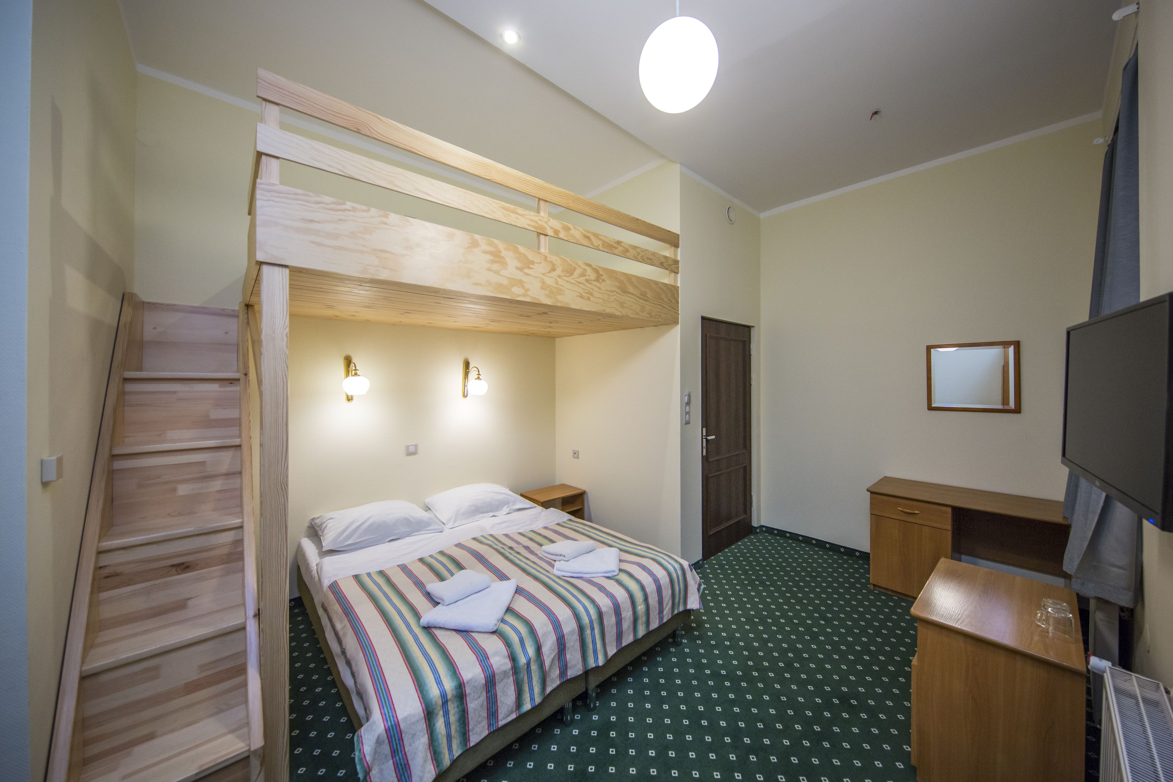 Photo - Willa Excelsior