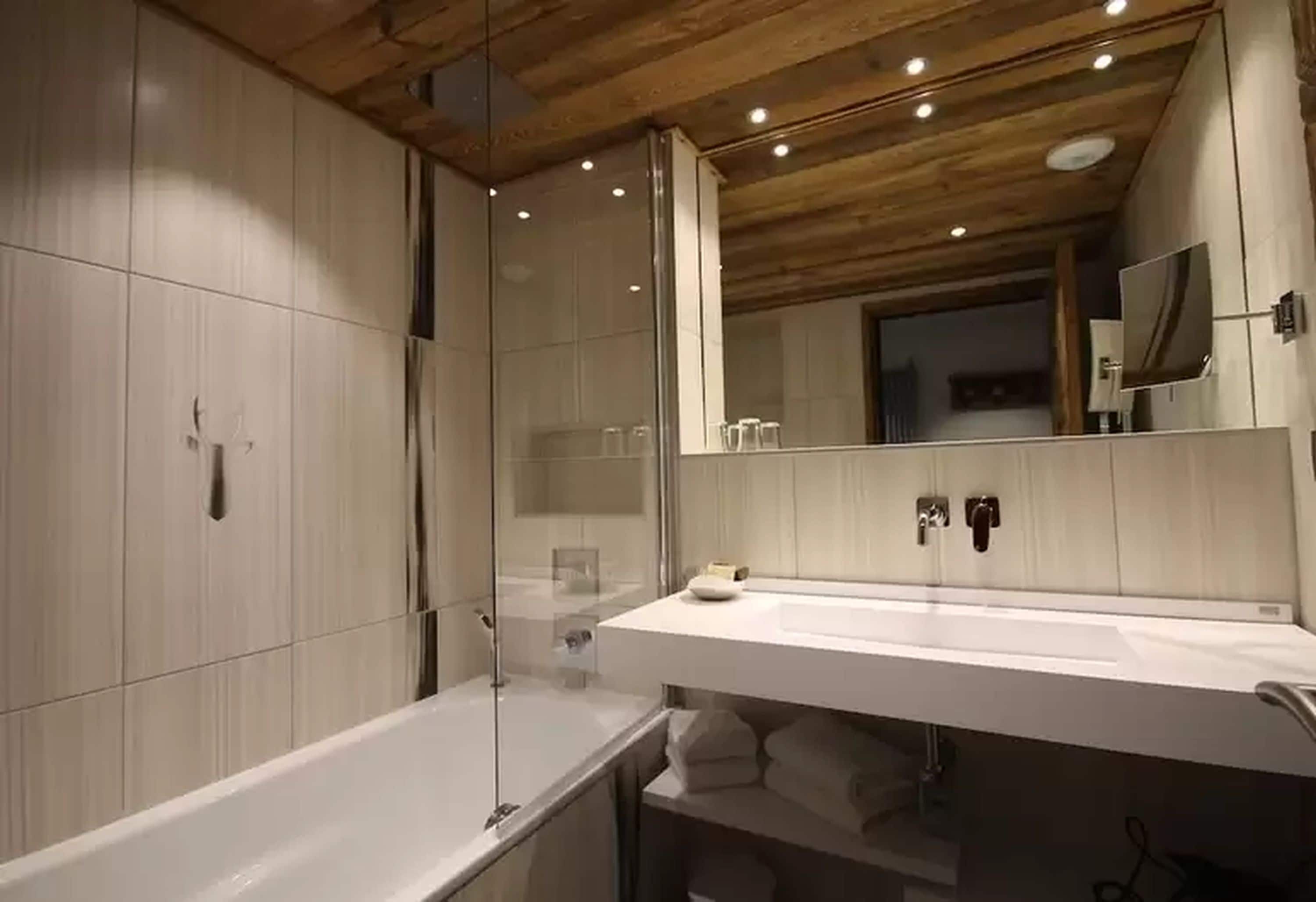 Foto - Hôtel Alpina & SPA - Restaurant Oxalis