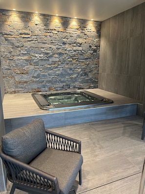 Body treatments, deep-tissue massages, sports massages, body scrubs - Hôtel Alpina (Les Gets)