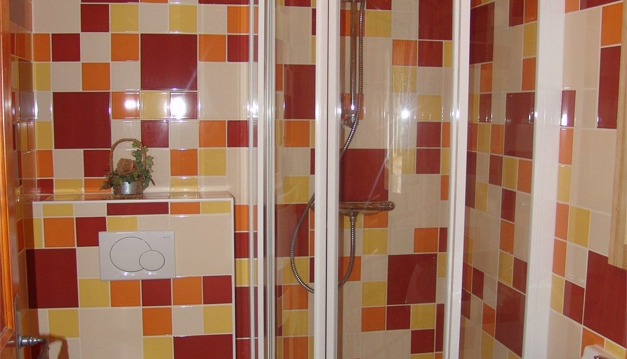 Bathroom shower
