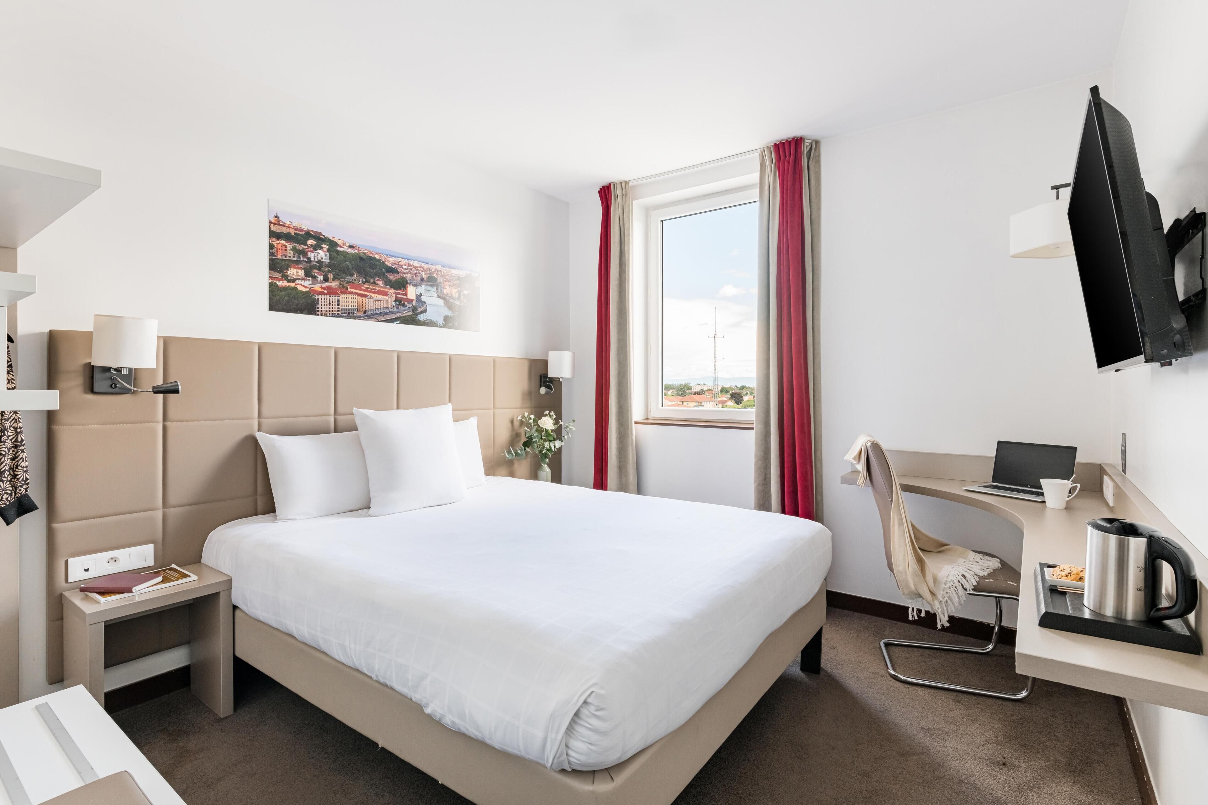 Chambre Standard, 1 grand lit | Literie de qualité, bureau, espace de travail pour ordinateurs portables