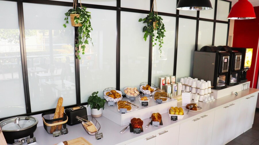 KYRIAD LYON EST - Stadium - Eurexpo