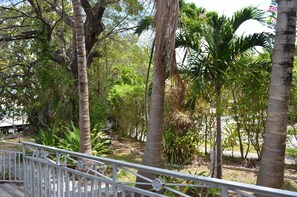 De Luxe 1 Bedroom Terrace, Garden View Apartment | View from room