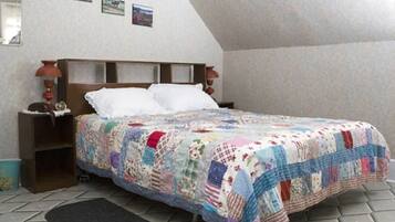 Traditional House, 3 Bedrooms, Kitchen, Garden Area | 3 bedrooms, blackout curtains, free WiFi, bed sheets