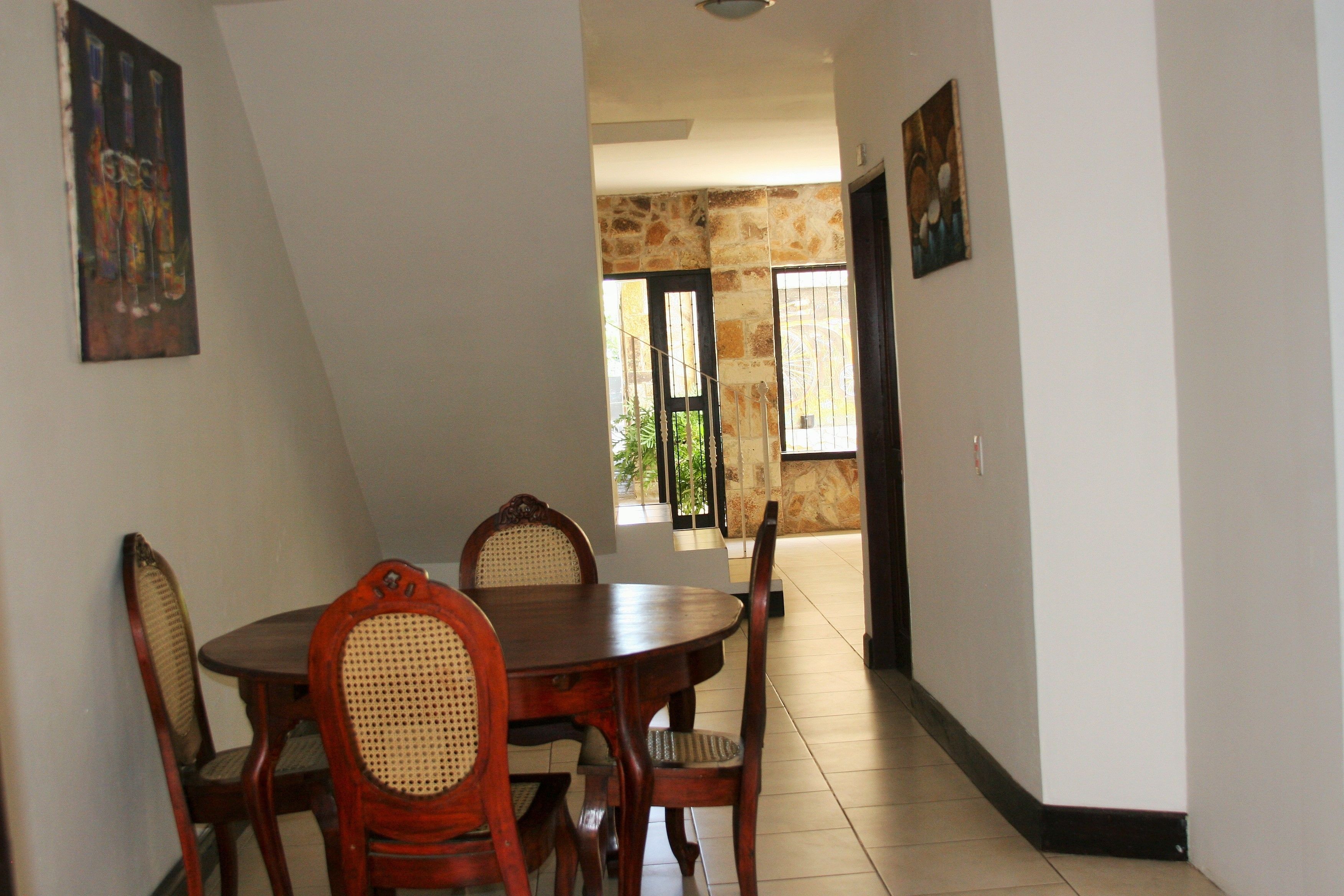 Departamento Deluxe, 1 cama Queen size | Ropa de cama de alta calidad y escritorio 