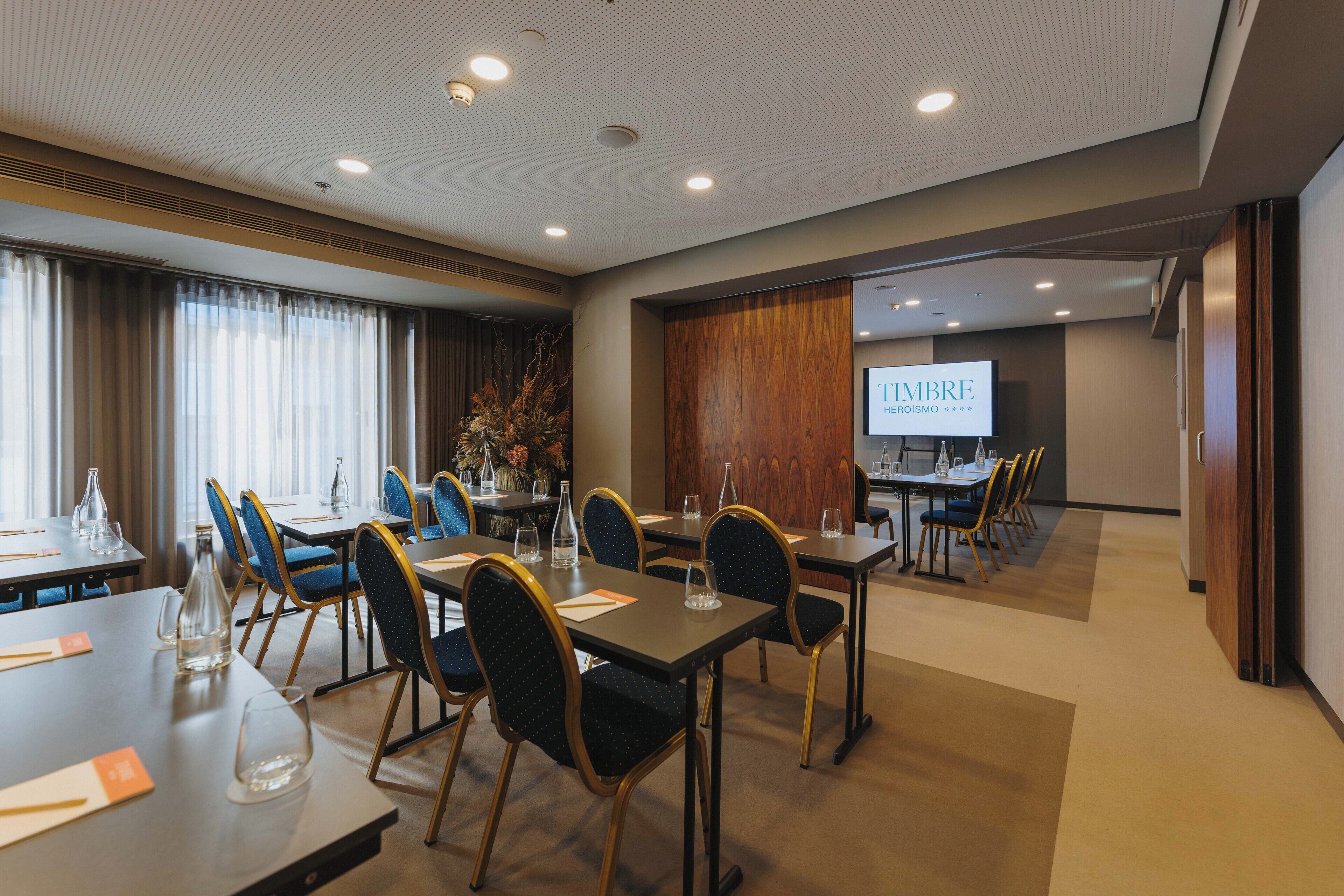 Foto - Timbre Heroismo