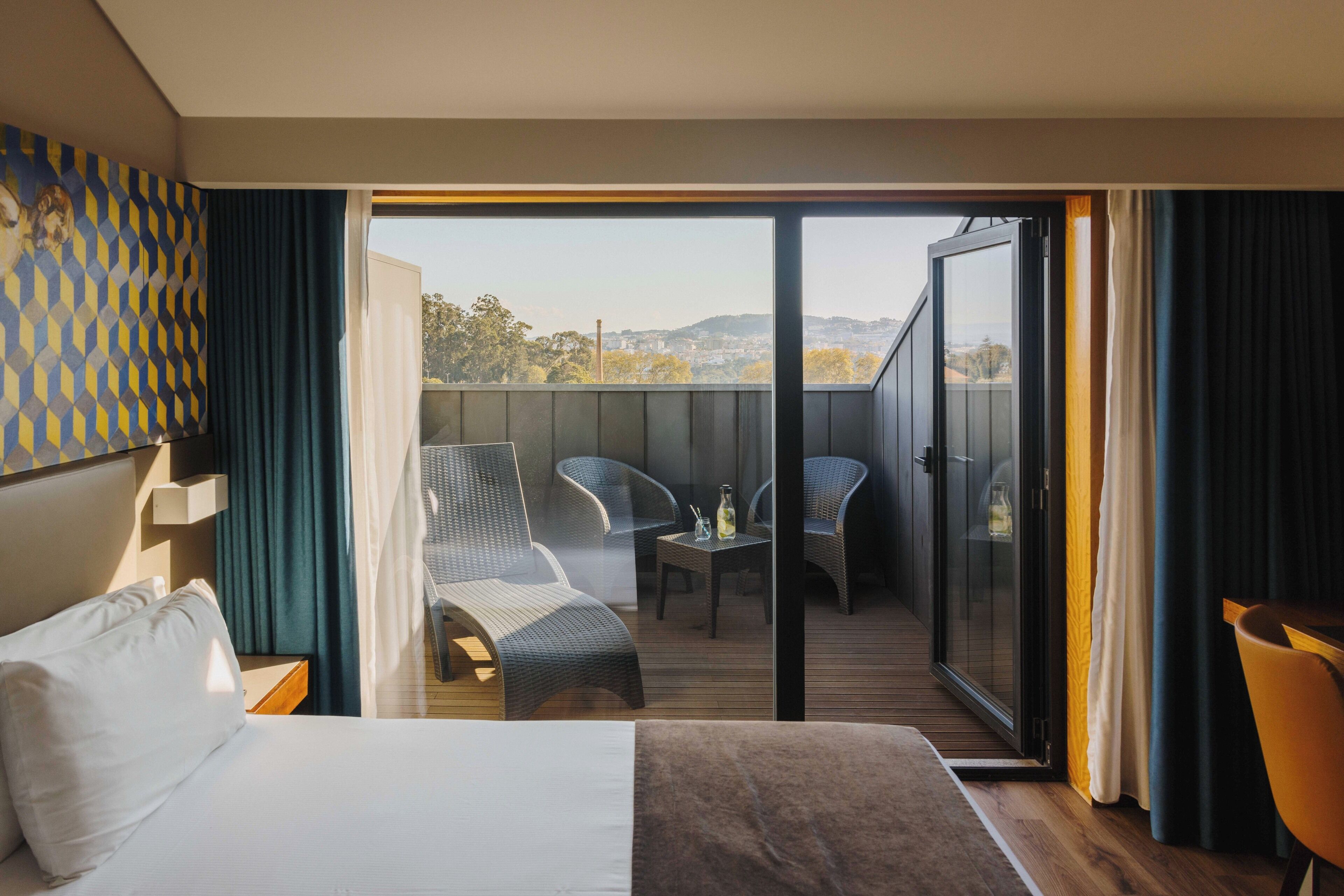 Habitación doble Deluxe | Ropa de cama de alta calidad y minibar 