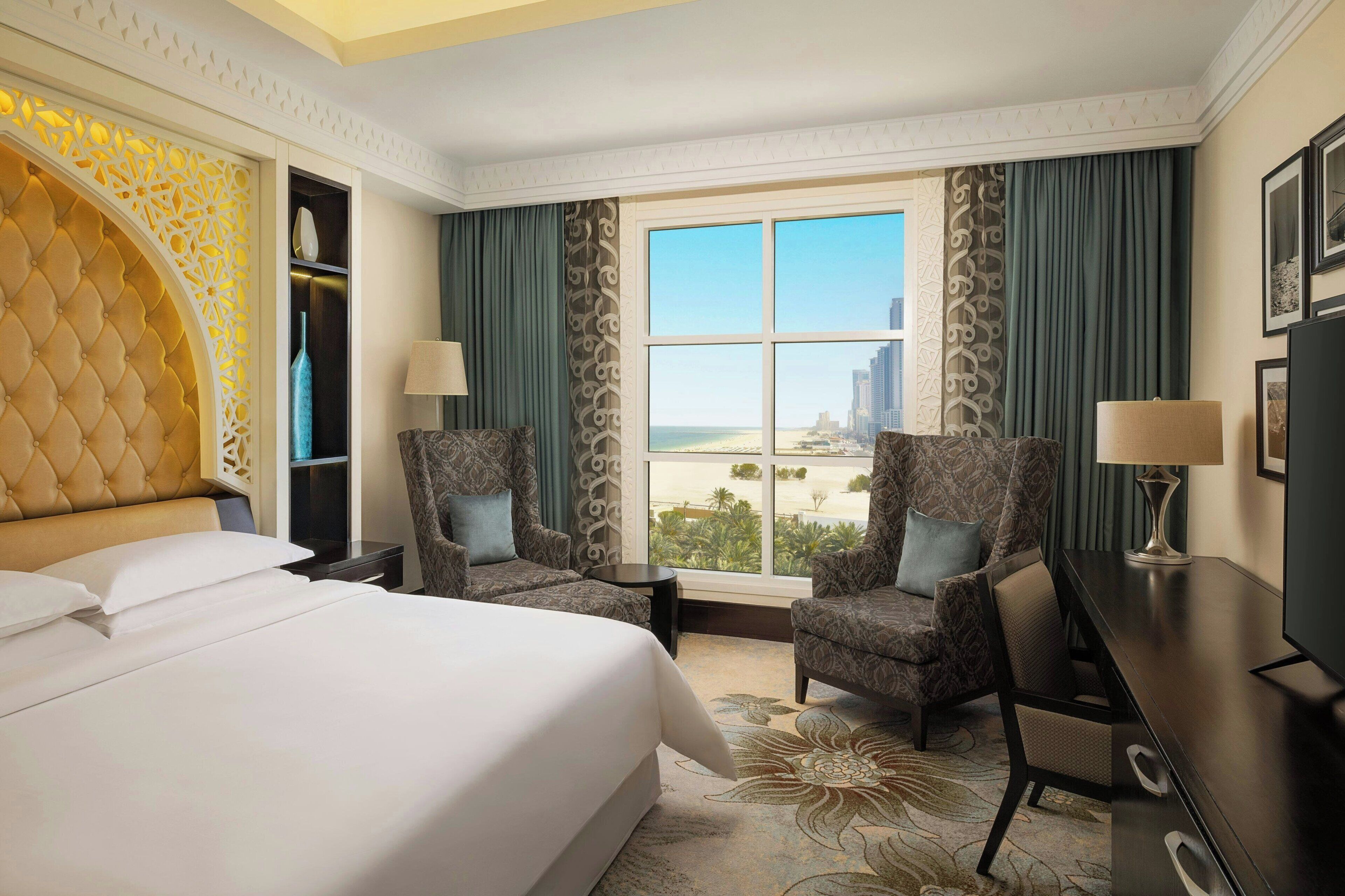 Photo - Sheraton Sharjah Beach Resort and Spa