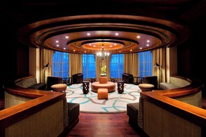Lounge - Sheraton Sharjah Beach Resort & Spa (Sharjah)