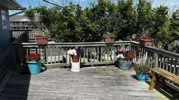 Sundeck