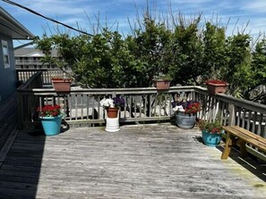 Sundeck