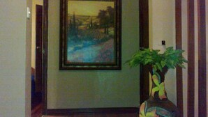 Interior - Charly's Place Hotel (Alajuela)