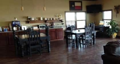 Americas Best Value Inn Jourdanton Pleasanton