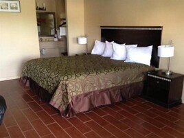 Desk, iron/ironing board, free cribs/infant beds, free WiFi