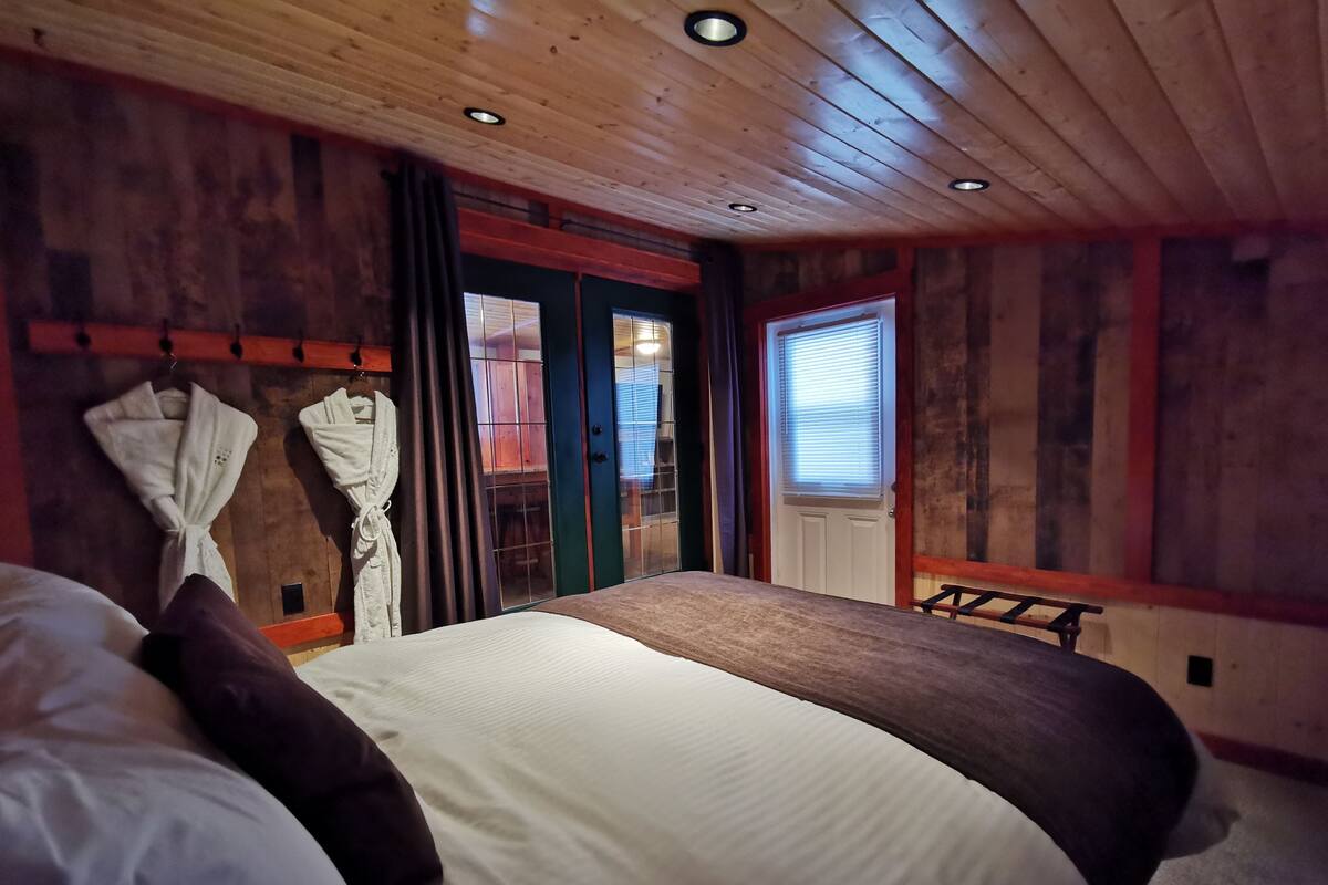 Chalet | 1 Schlafzimmer, hochwertige Bettwaren, Daunenbettdecken