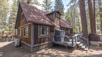 Casa, 3 habitaciones | 1 habitación, muebles diferentes, cortinas blackout y wifi gratis