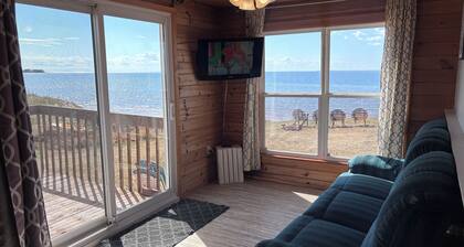 80 Oceanside Cottage