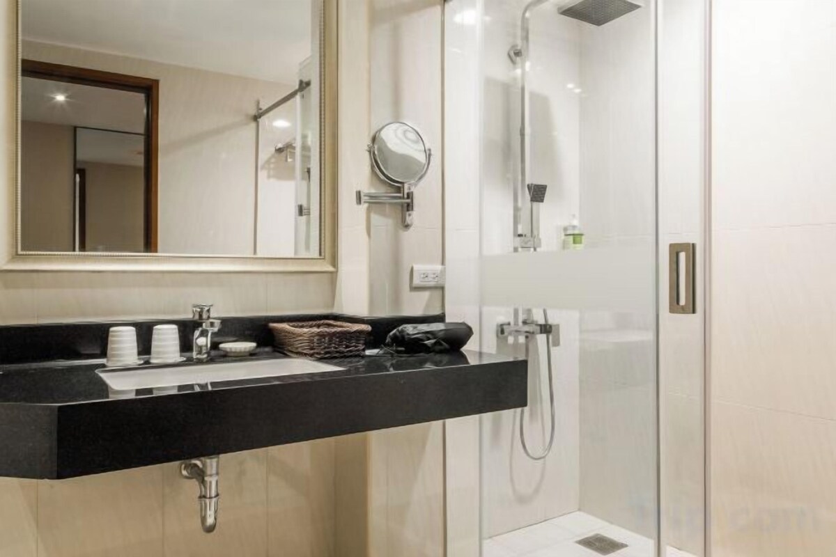 Baño | Secador de pelo, bidé electrónico, toallas y champú
