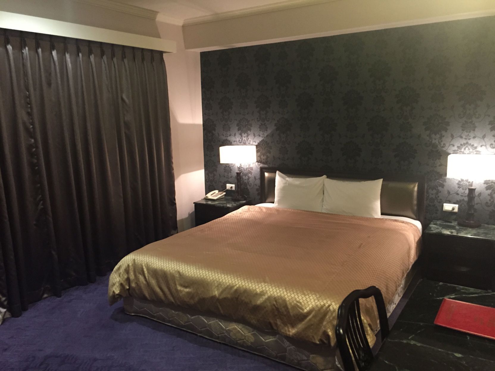 Desk, free WiFi, bed sheets