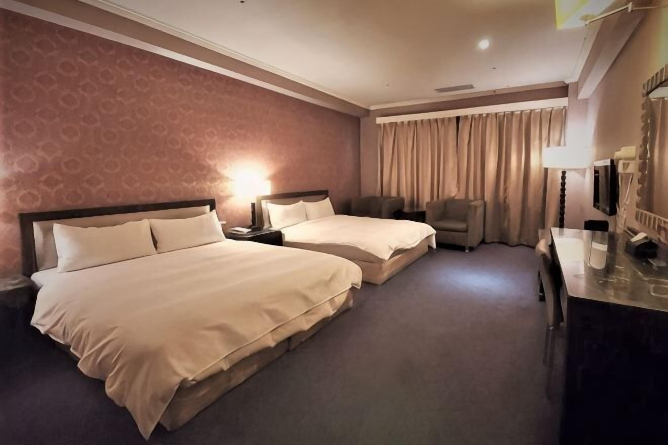 Desk, free WiFi, bed sheets