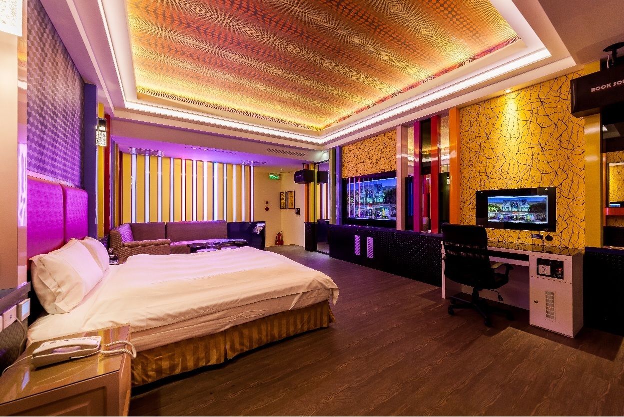 exclusive double room | premium bedding, down duvets, free minibar, soundproofing