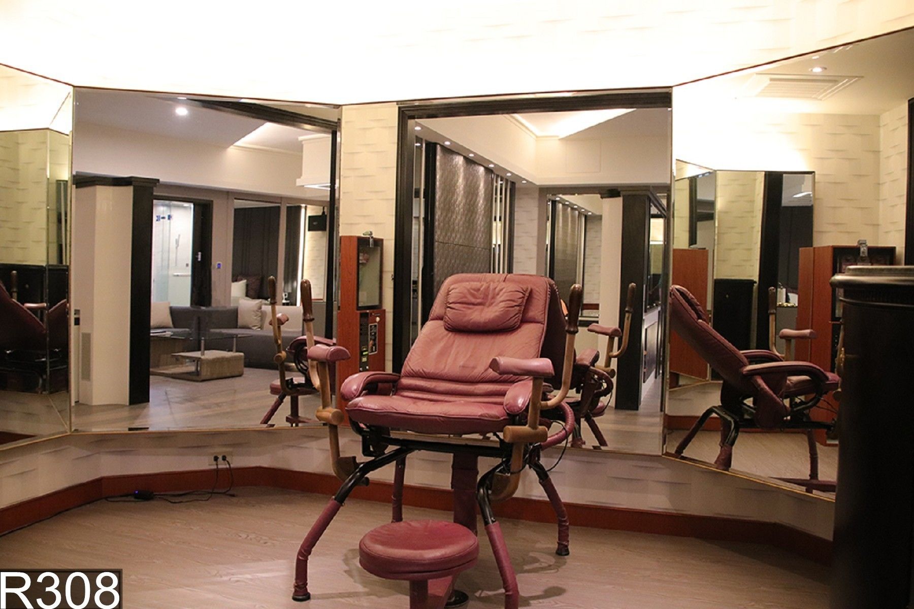 design double room (run of house, without massage chair) | premium bedding, down duvets, free minibar, soundproofing