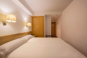 In-room safe, desk, laptop workspace, soundproofing