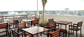 Madella Hotel