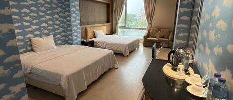 Chambre Quadruple Affaires (No garage) | 1 chambre, couette en duvet d'oie, chambres insonorisées, draps fournis