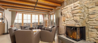 AvenidA Panorama Chalet by Alpin Rentals