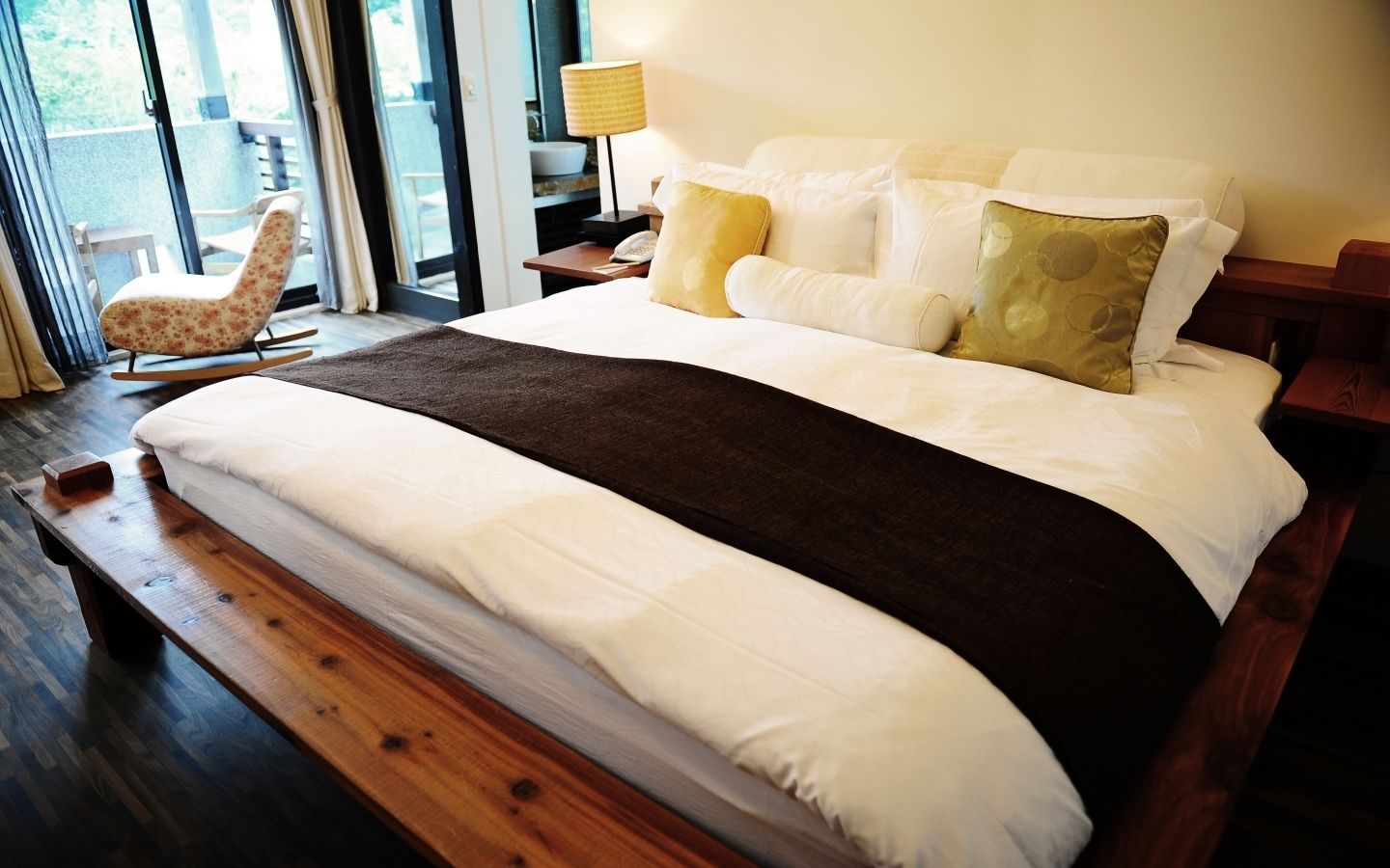 down duvets, in-room safe, blackout curtains, soundproofing