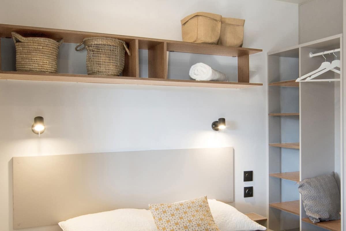 Mobile Home, 1 Double Bed, Private Bathroom | 1 bedroom, free WiFi, bed sheets