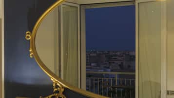 Chambre supérieure double | Bureau, accès au Wi-Fi (inclus), literie fournie