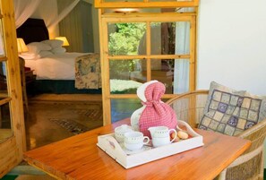 Business Suite, 1 Queen Bed | Room amenity - York Lodge (Harare)
